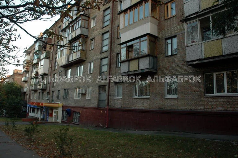 вул. Дегтярівська, 11, Шевченківський район, орієнтир Шевчен