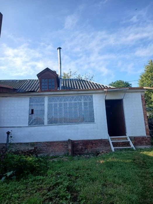 Продаж частини будинку в центрі КОД 9321