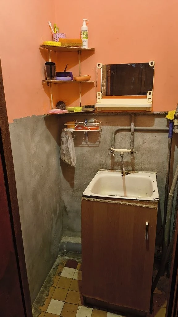 Продам кімнату в гуртожитку