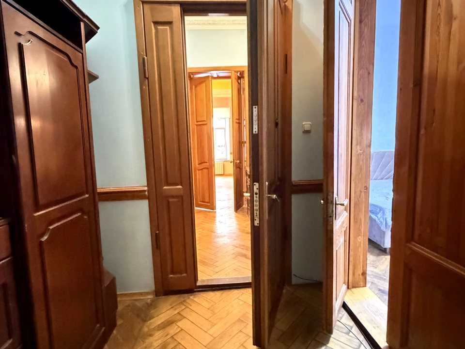 Квартира. Одеса, Новосельського вул.