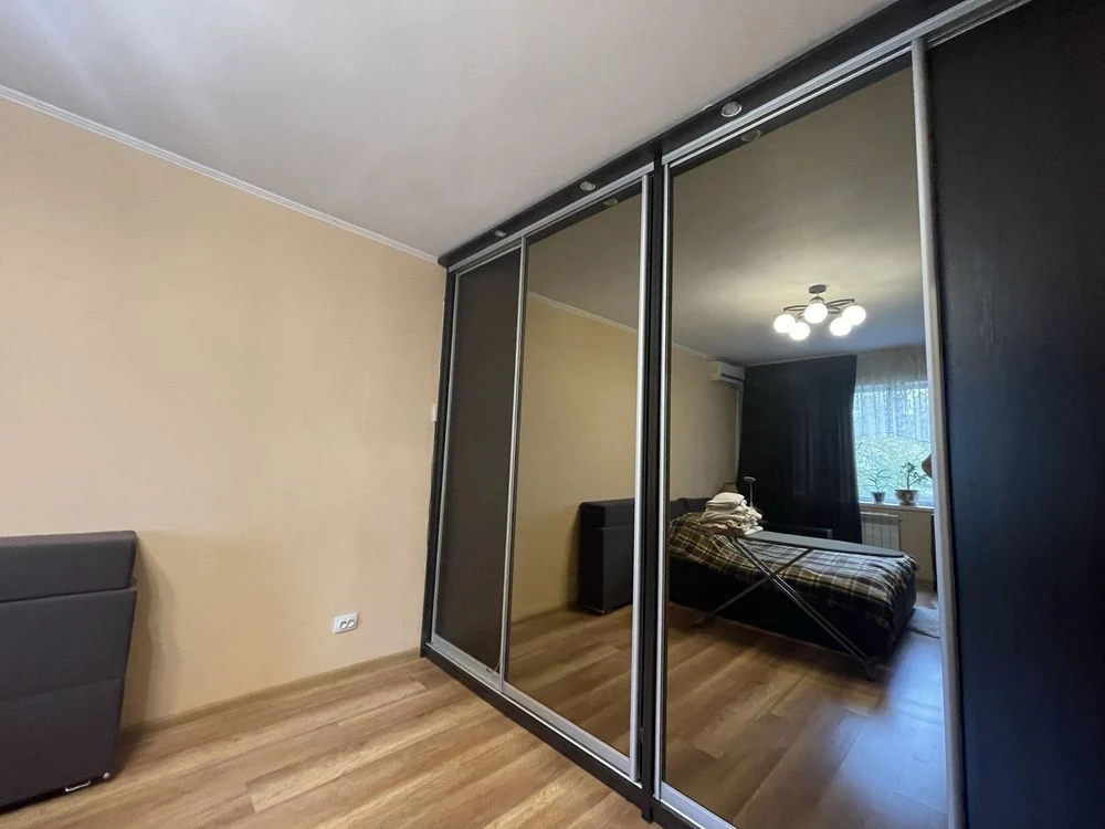 Продаж 1 кім.кв. вул.Прирічна , 27в