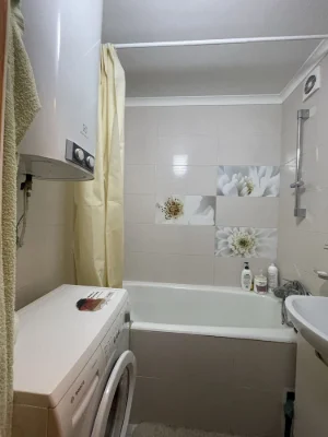 Продаж 1 кім.кв. вул.Прирічна , 27в