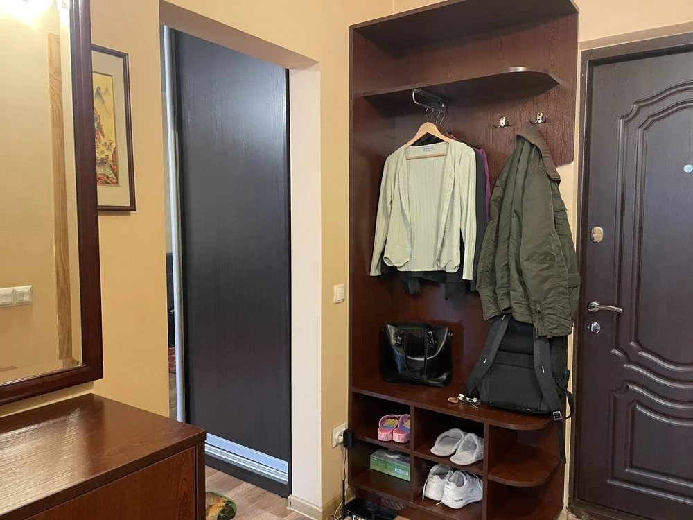 Продаж 1 кім.кв. вул.Прирічна , 27в