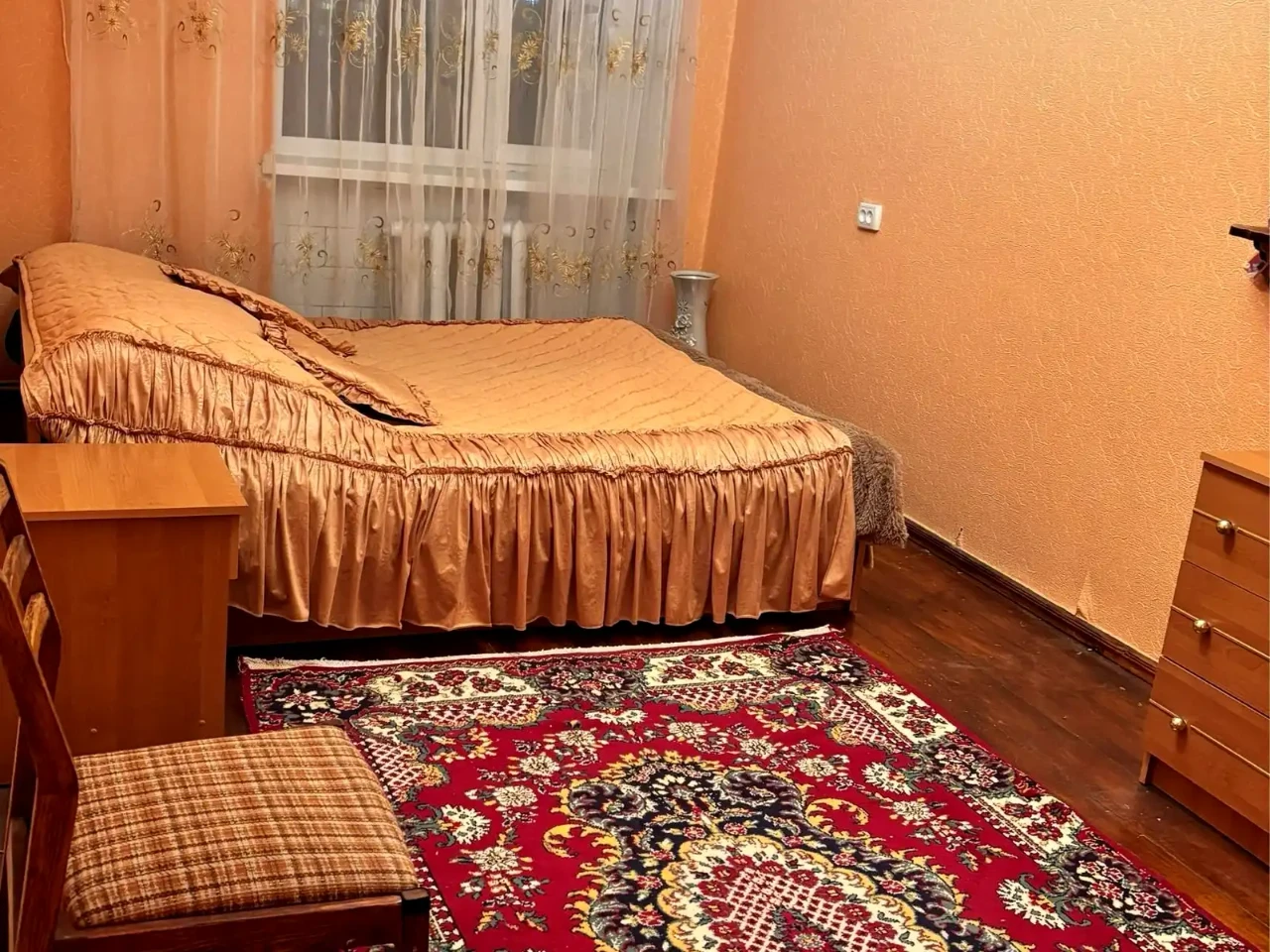 Продаж квартири 3-кімн. 66 м² 2/5 пов.