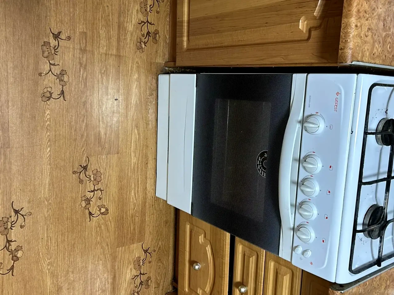 Продаж квартири 3-кімн. 66 м² 2/5 пов.
