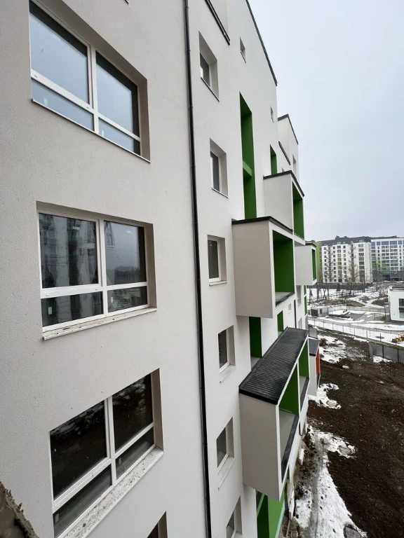 Продаж 3-кімнатної квартри район озера