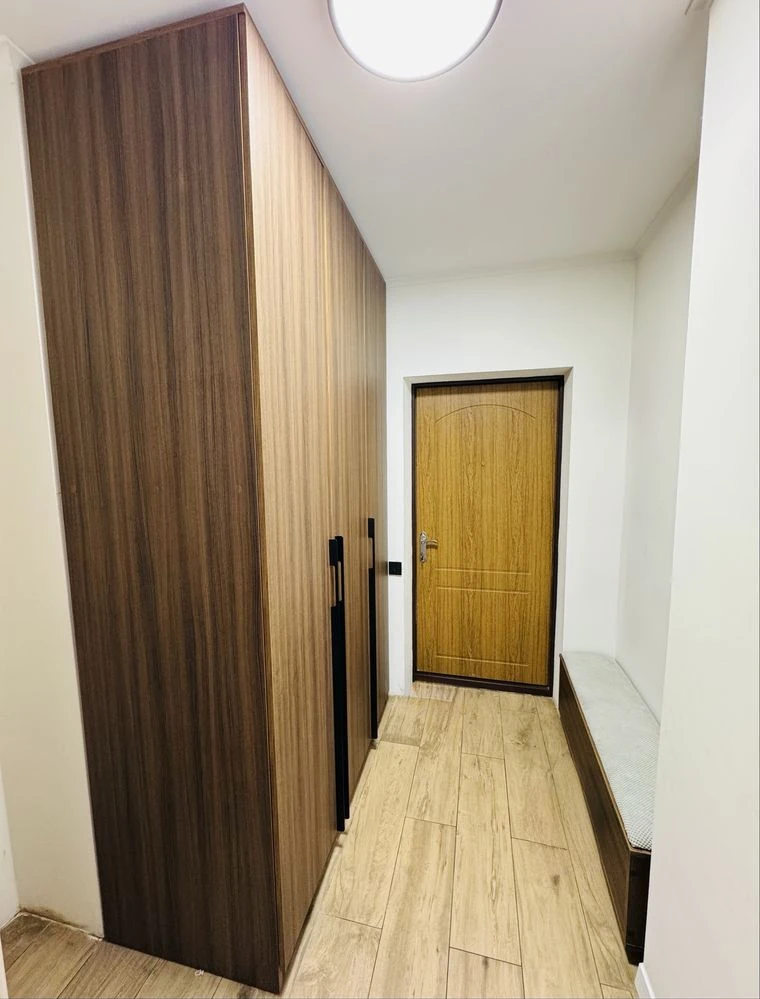 Продаж 2-К квартири Щасливе