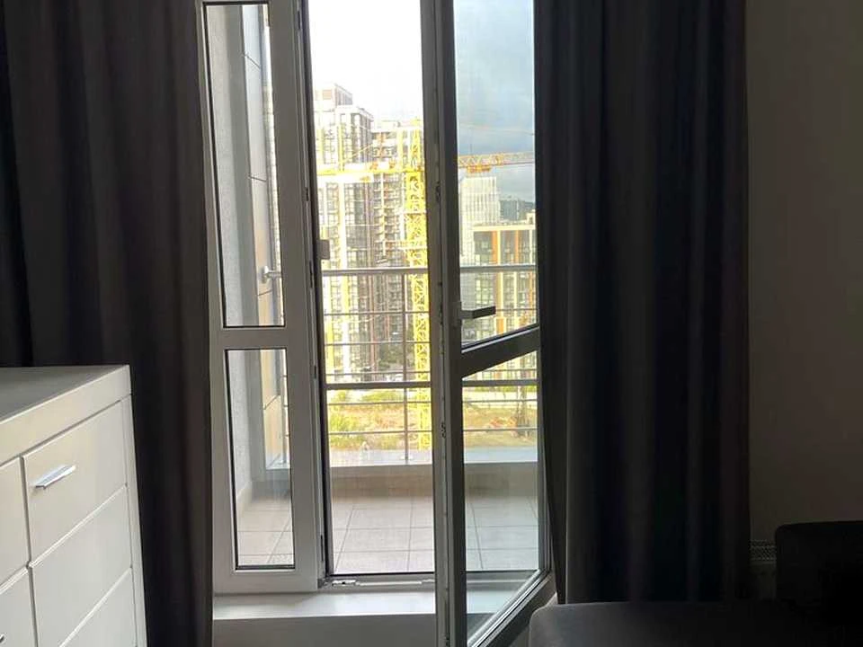 Квартира. Київ, Джона Маккейна вул.