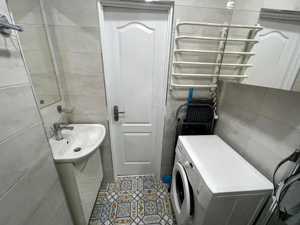 Квартира. Київ, Соборності просп.