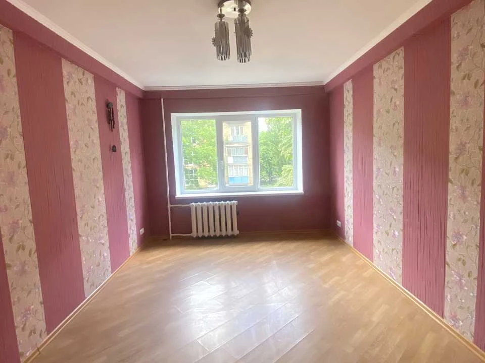 Квартира. Київ, Сірожупанників вул.