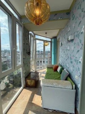 Center, Podil, Pochaininskaya 70 4-room apartment Remont Inver