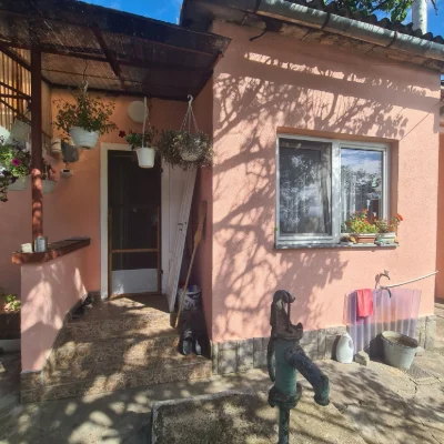продається 2-х кімнатна квартира в Берегове
