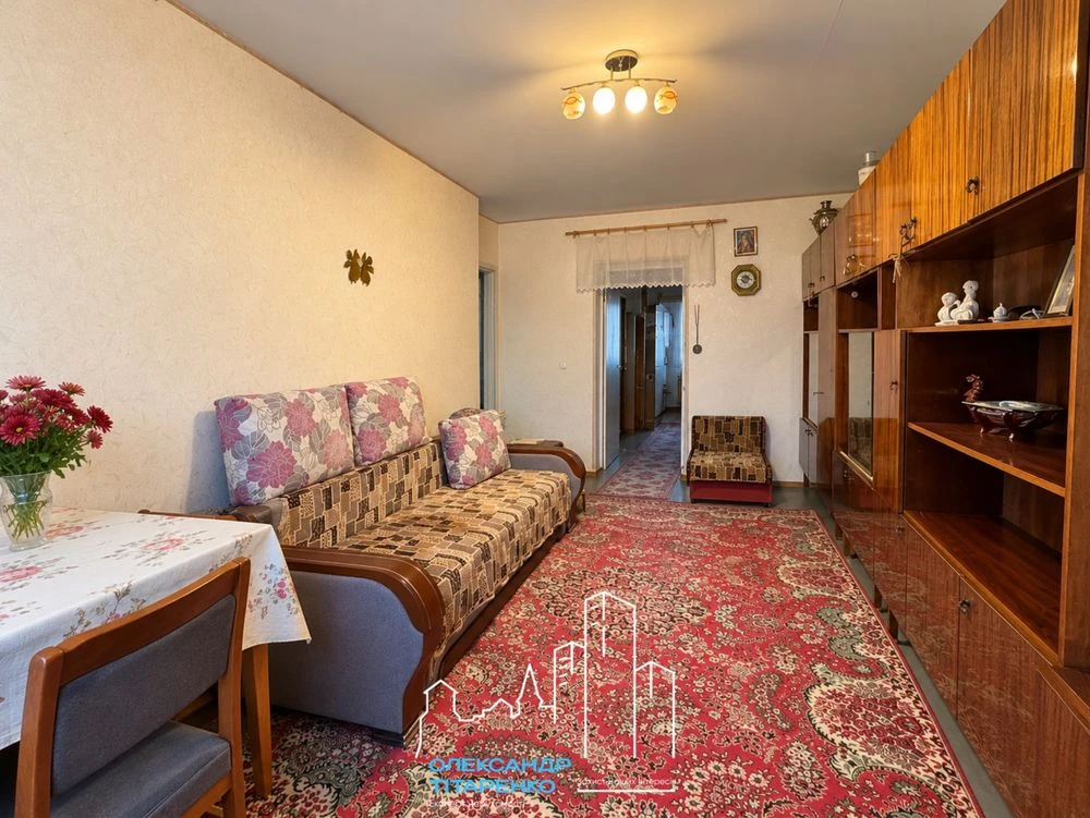 продам 3-и кімнатну квартиру на Черьомушках