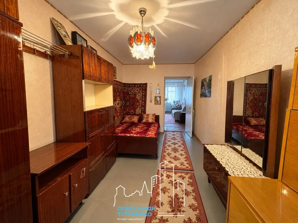 продам 3-и кімнатну квартиру на Черьомушках