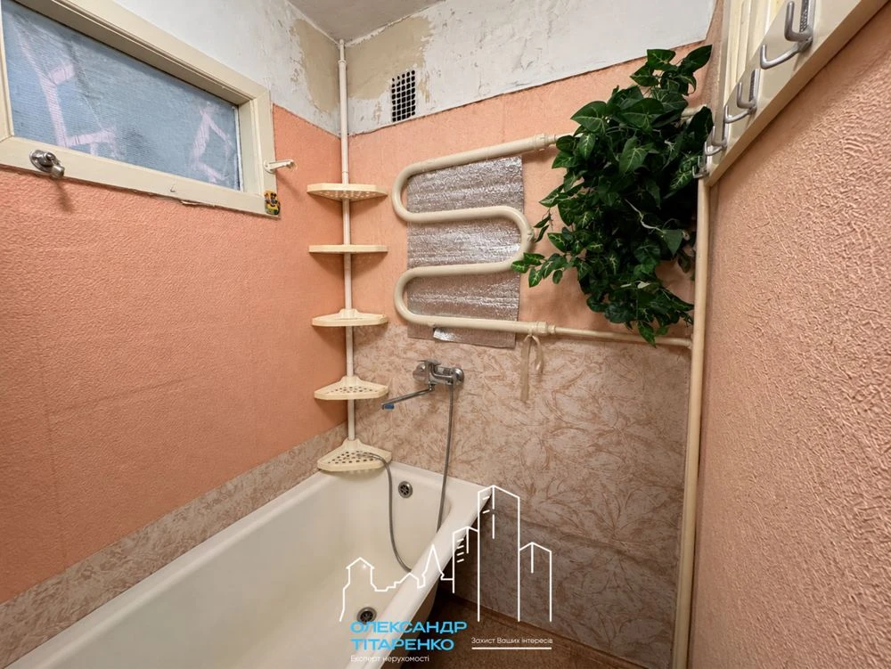 продам 3-и кімнатну квартиру на Черьомушках