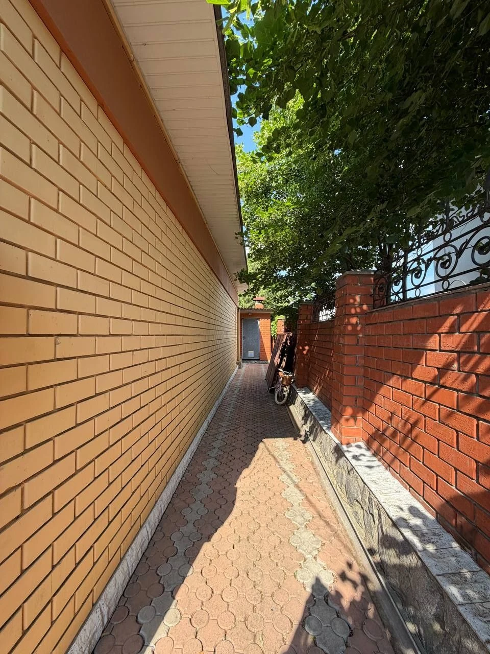 Найкращий  капітальний будинок з ремонтом,технікою і меблями