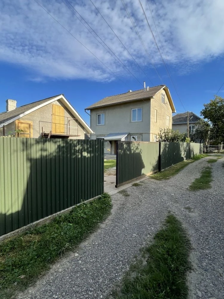 Продаж будинку у м. Кіцмань