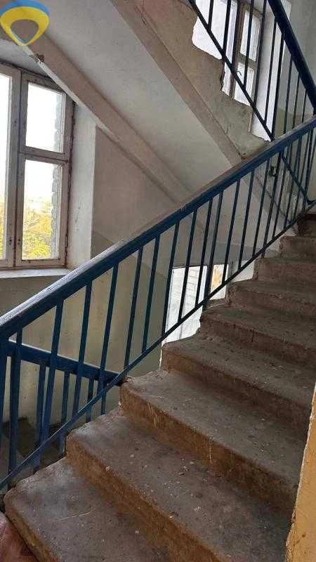 Продам 2 комнатную квартиру, на территории парка