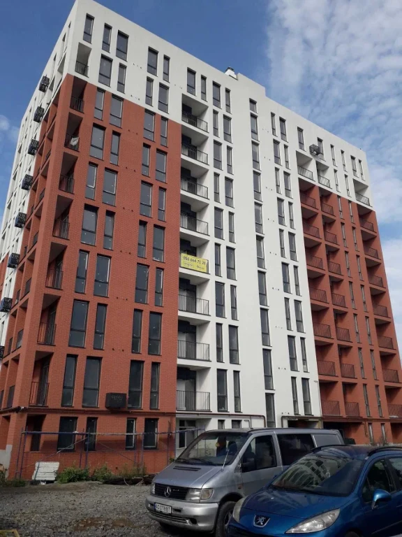 Продаж двокімнатної квартири у введенному ЖК