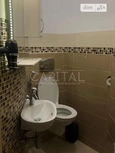 Sale of 3-room apartment 120 sq. m. on Mykola Mikhnovsky Blvd. 14-