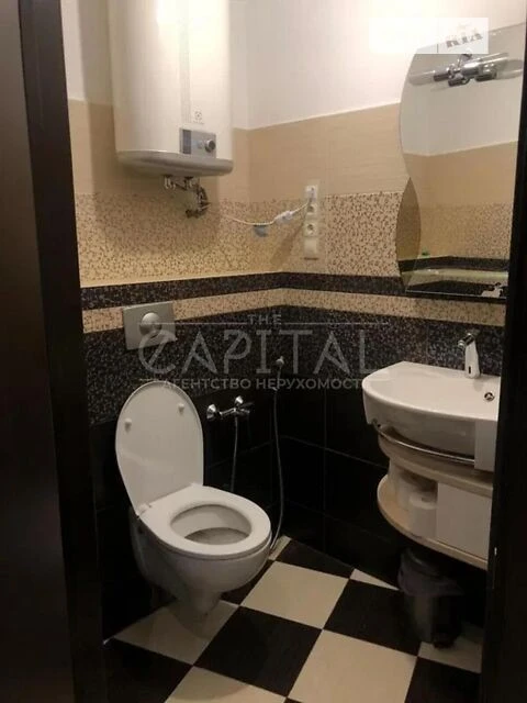 Sale of 3-room apartment 120 sq. m. on Mykola Mikhnovsky Blvd. 14-