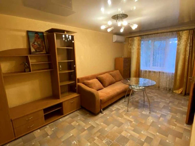 Квартира. Київ, Козацька вул.