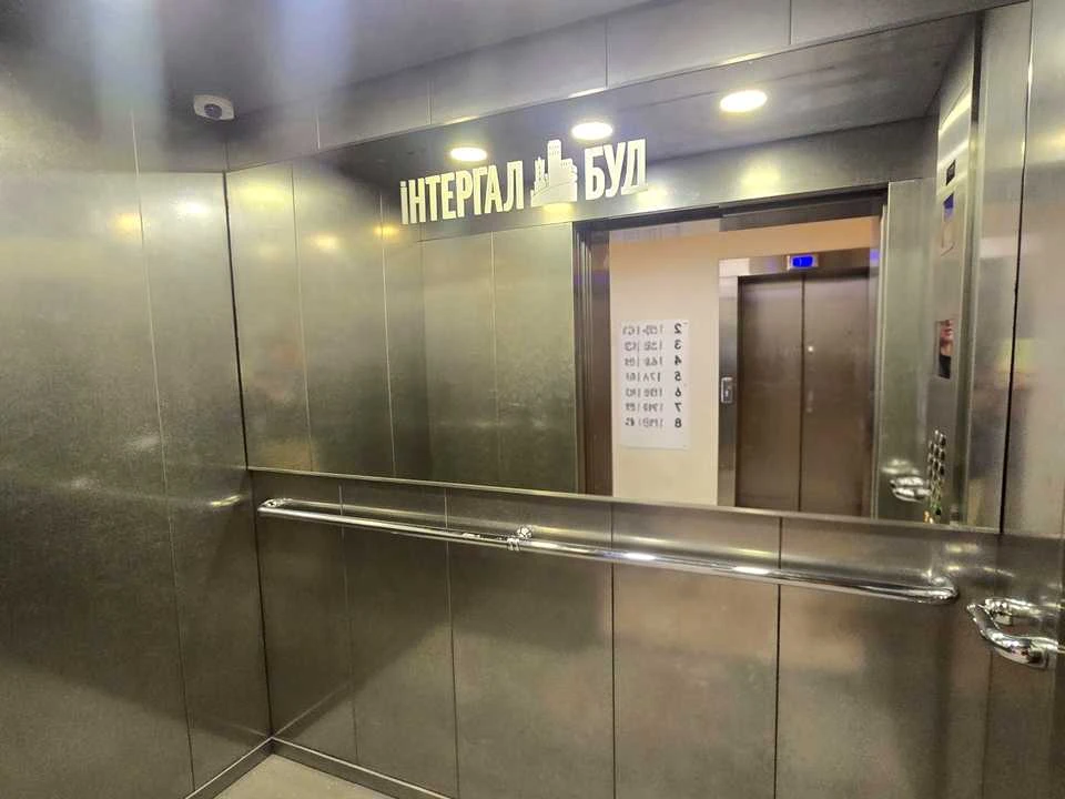 Квартира. Київ, Берестейський просп.