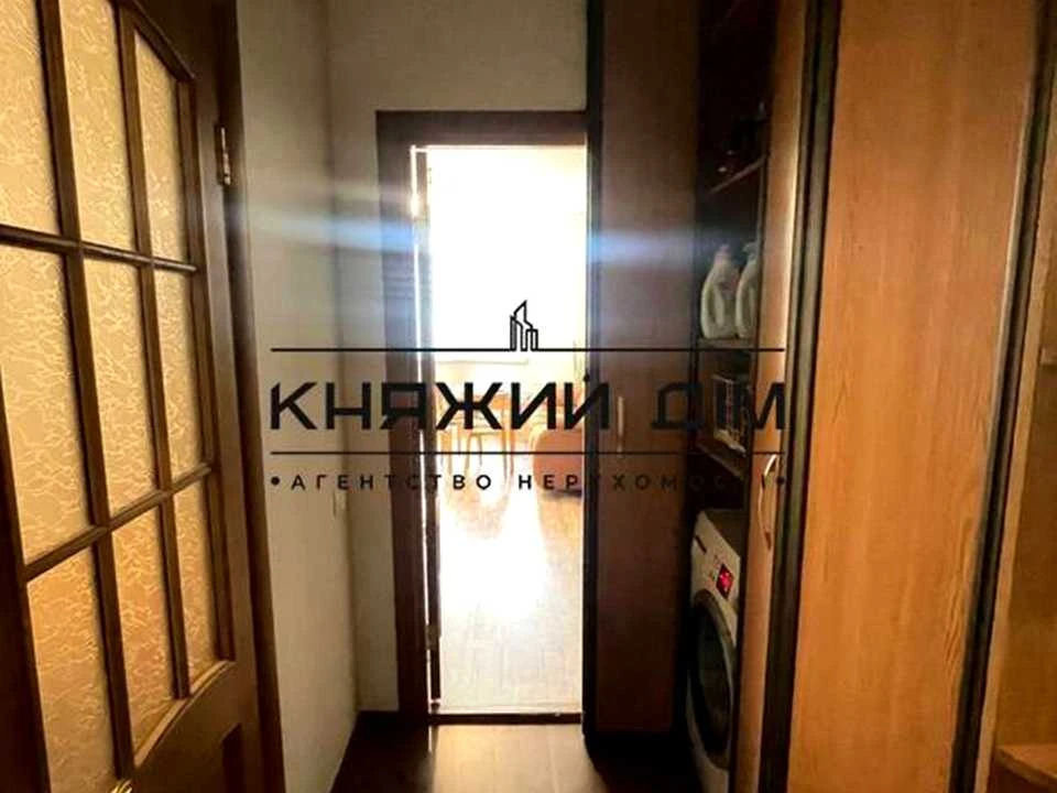 Квартира. Київ, Воскресенська вул.