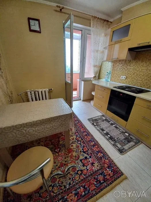 Оренда 2 кімн. квартири м.Київ вулиця Осіння 33, метро Акаде