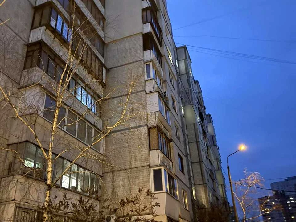 Квартира. Київ, Лариси Руденко вул.
