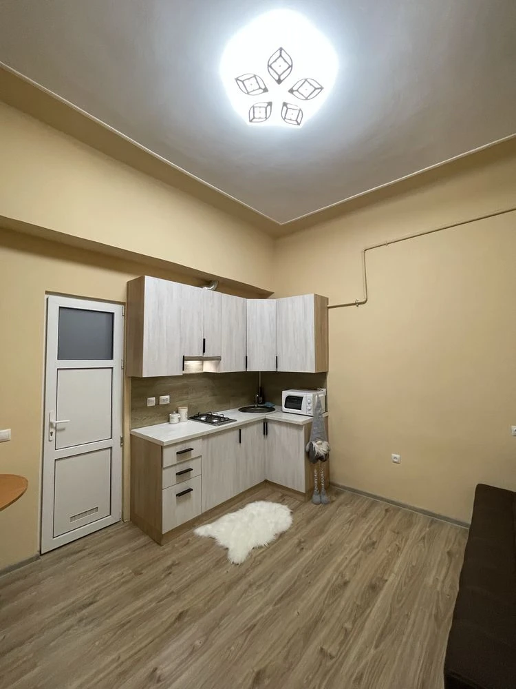 Продаж 1 кімн квартири вул Сарʼяна( Привокзальна)