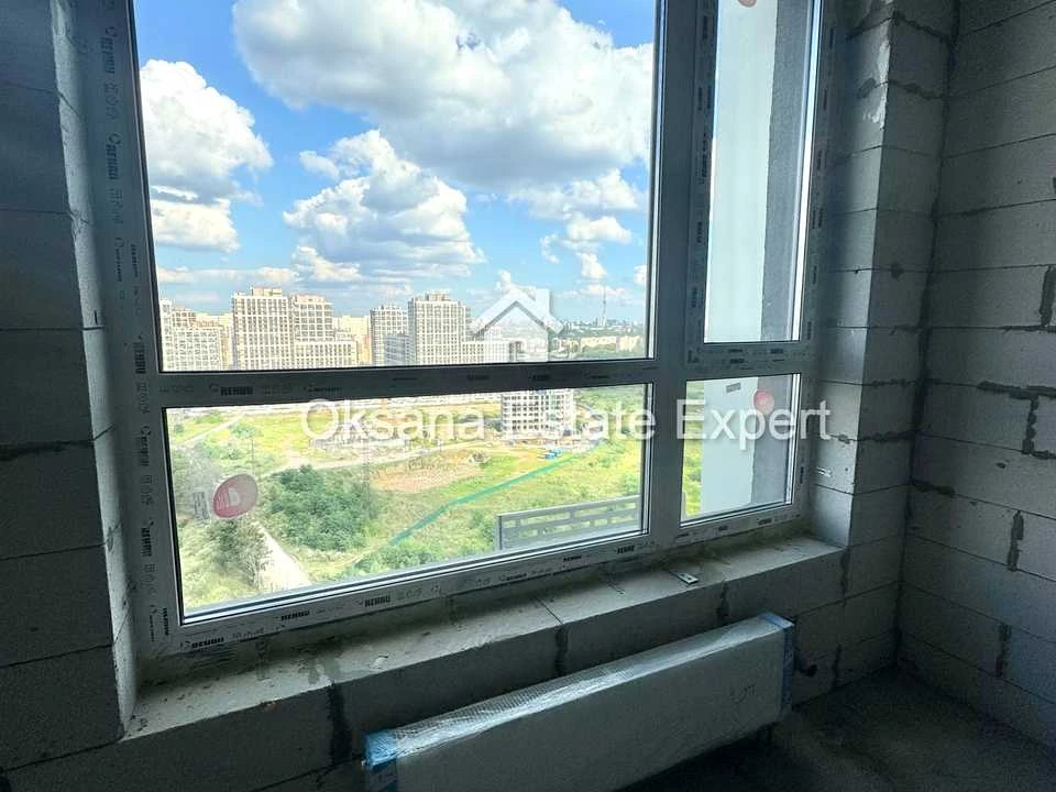 Квартира. Київ, Олександра Олеся вул.