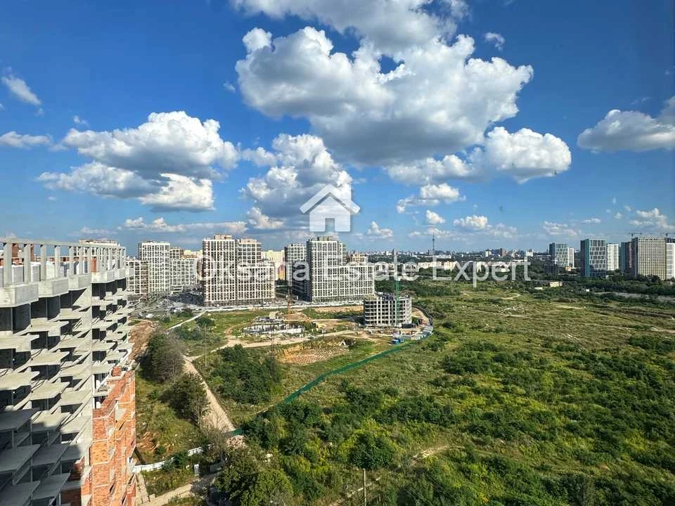 Квартира. Київ, Олександра Олеся вул.