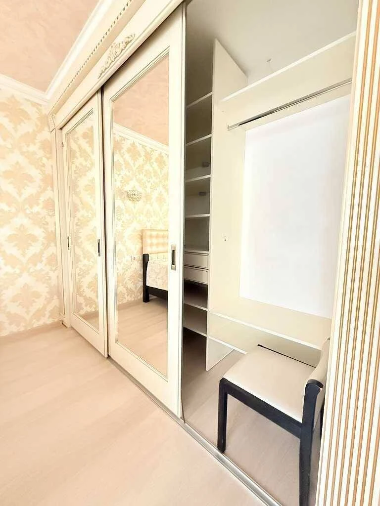Продам 1-к квартиру Київ, Голосіївський, Практична вул, 2