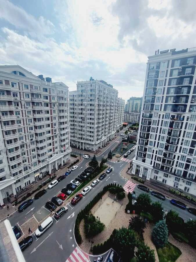Продам 1-к квартиру Киев, Голосеевский, Михаила Максимовича