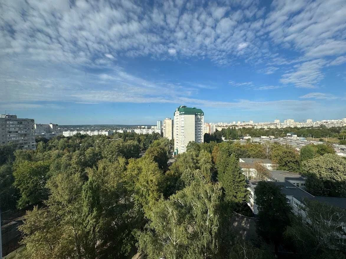 Продажа 3к.кв с ремонтом,  м "Студенческая"