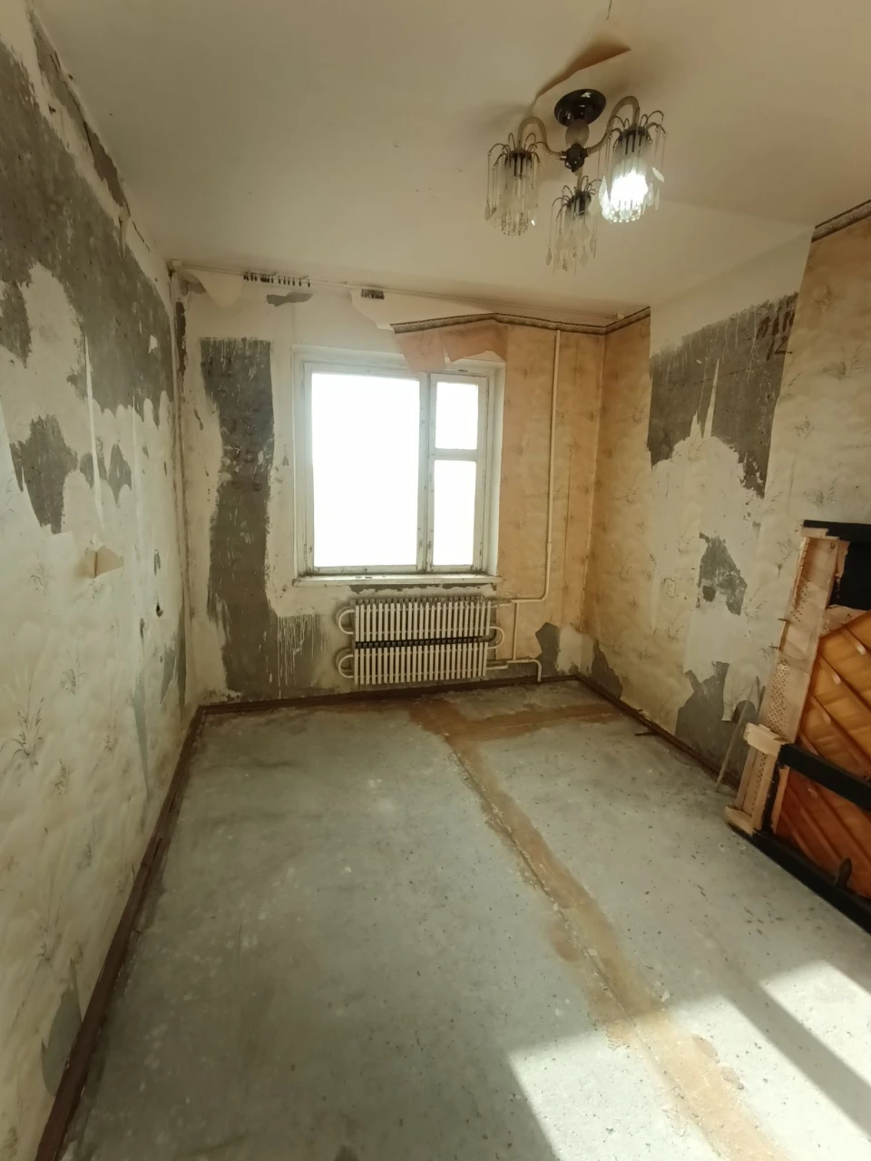 Продам 2ком.квартиру Каменское  Левобережный 5район
