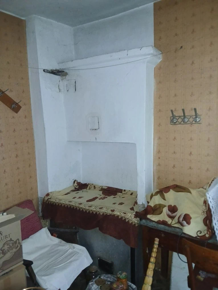 Продам будинок по вулиці. Чорновола