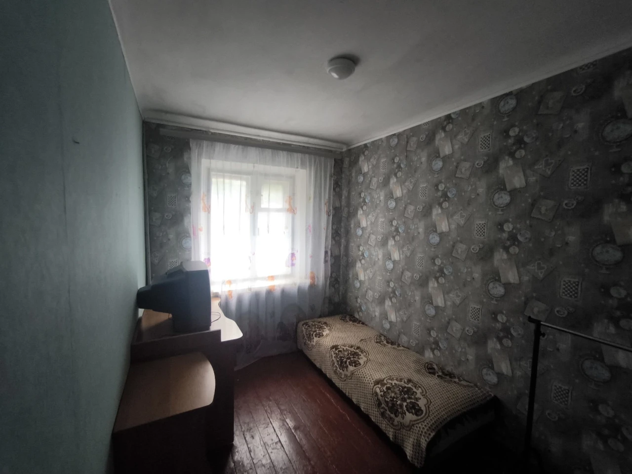 Продається 2 кімнати(блок)в гуртожитку