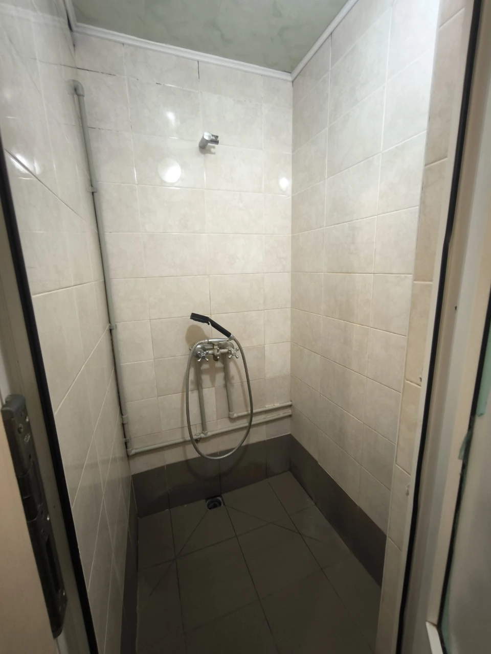 Продається 2 кімнати(блок)в гуртожитку