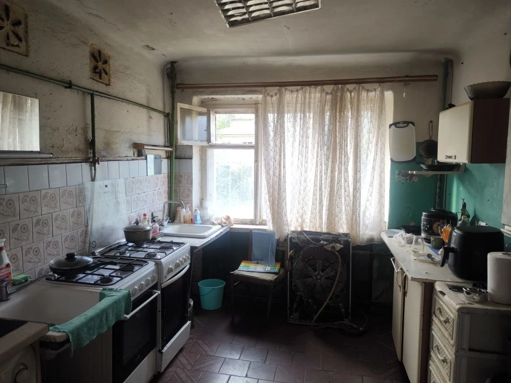 Продається 2 кімнати(блок)в гуртожитку