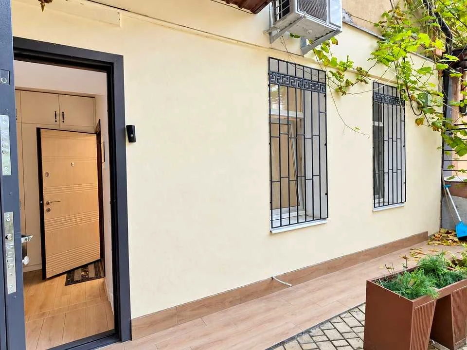 Квартира. Одеса, Троїцька вул.