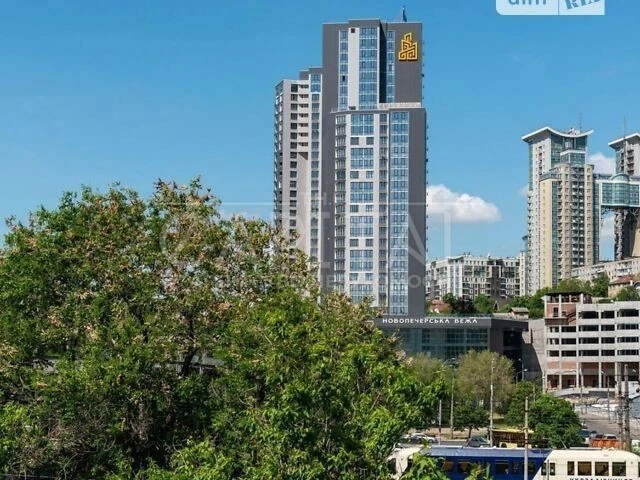 Sale of 4-room apartment 134 sq. m on Mykhaylo Boychuk St. 41 • ID