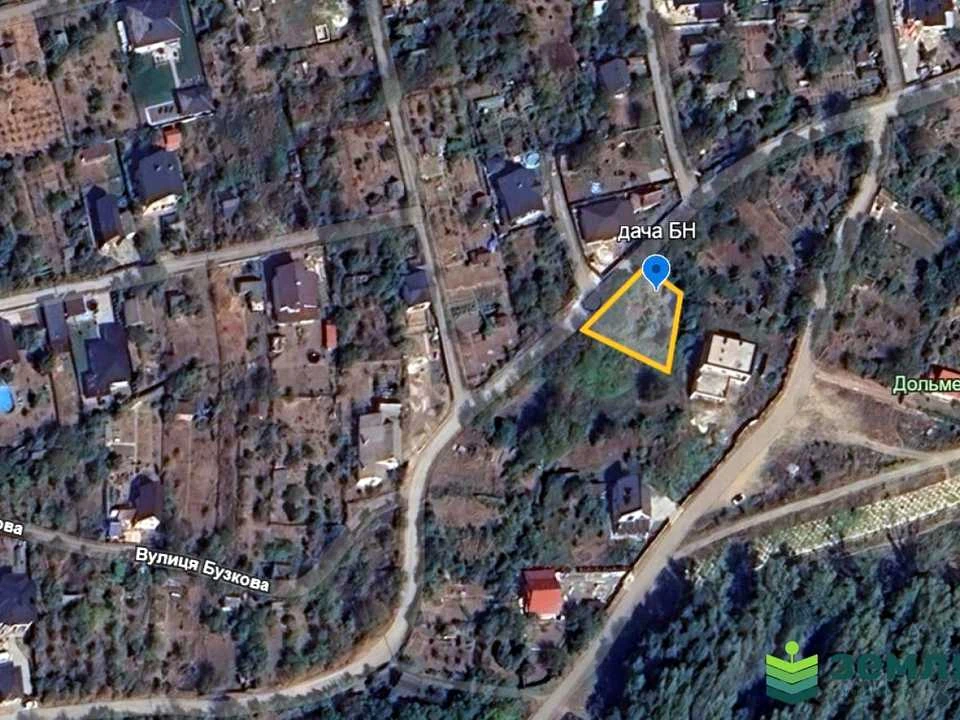 Ділянка. Івано-Франківськ, Володимира Івасюка вул.