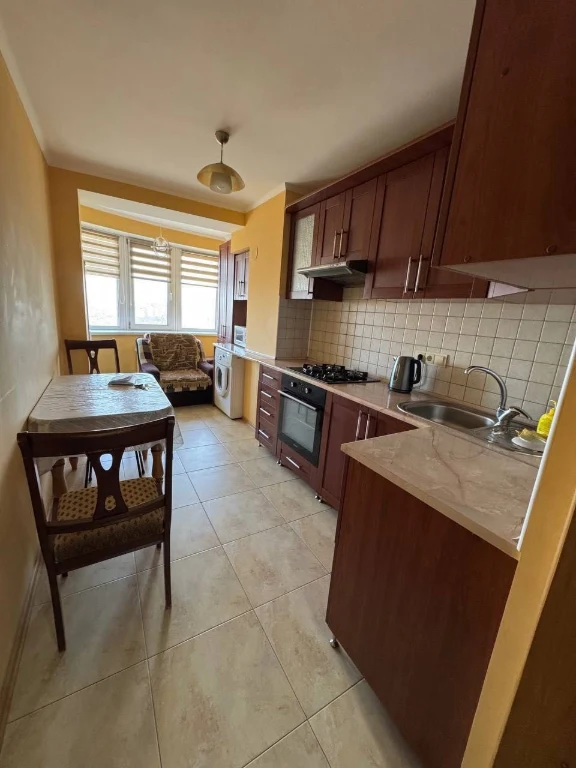 Продажа 2 кім хороше місце розташування