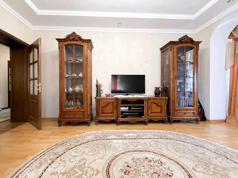Квартира. Київ, Рея Бредбері вул.