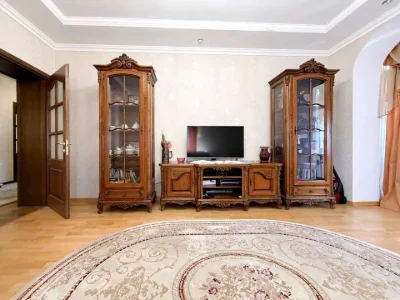 Квартира. Київ, Рея Бредбері вул.