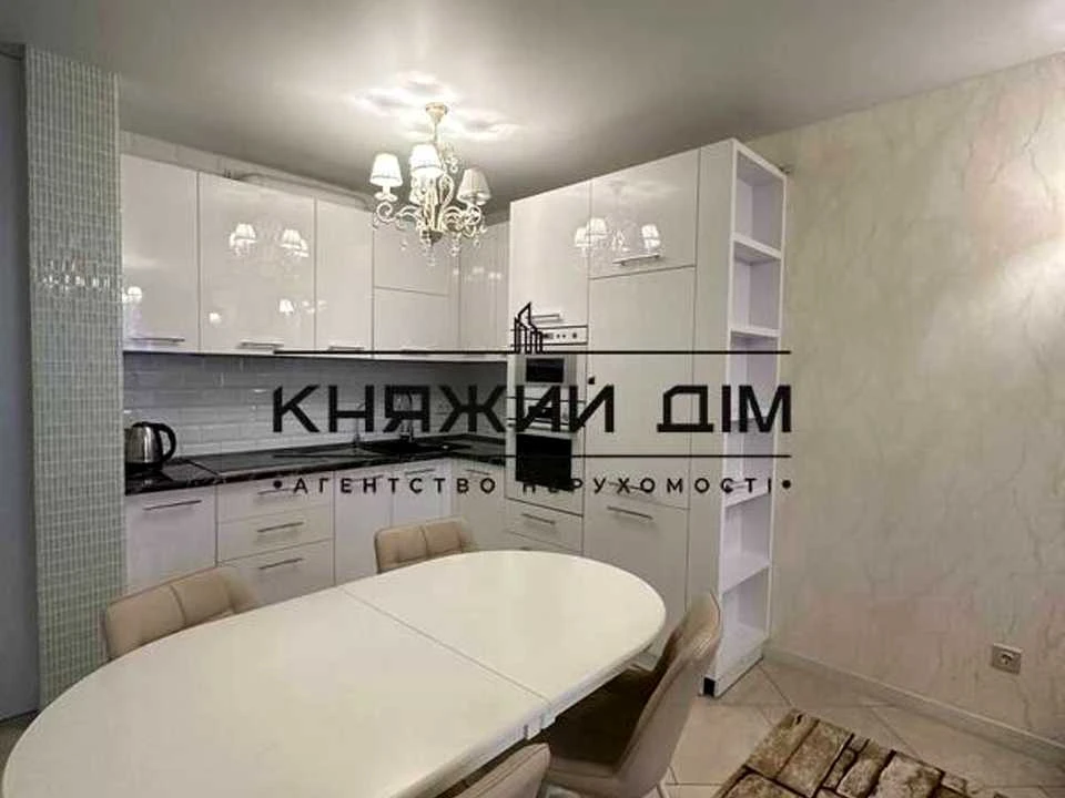 Квартира. Київ, Осокорська вул.