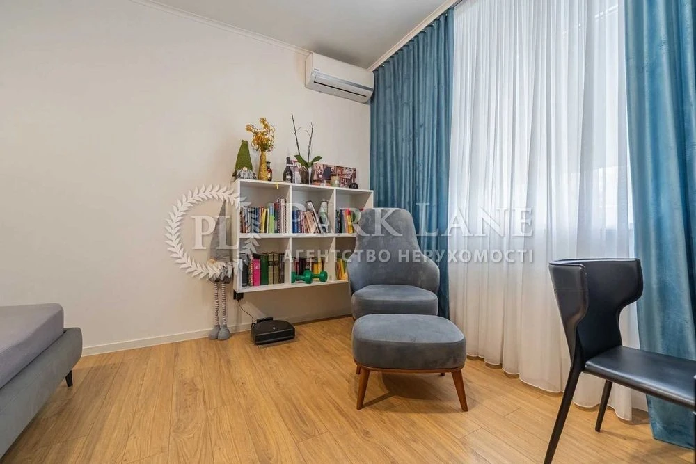 WITHOUT % 2-room apartment 70 m2 Lubomyr Huzar 46-V Solomyanskyi V
