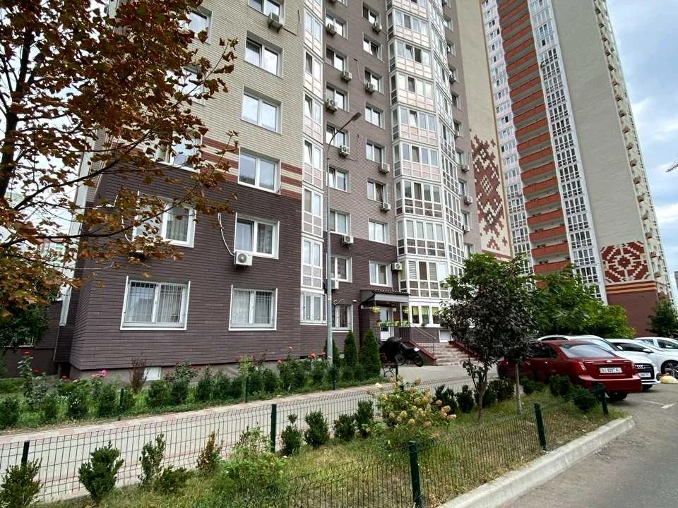 Квартира. Київ, Софії Русової вул.